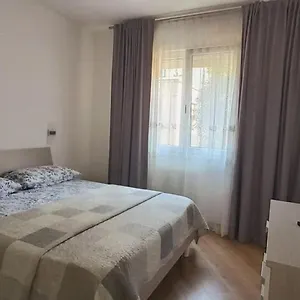 La Nadia Apartament